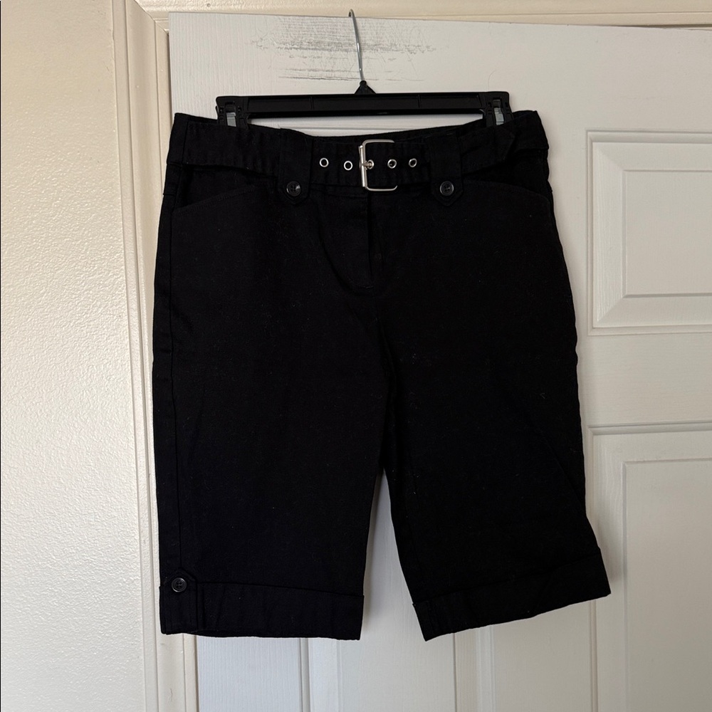 Tracy Evans Black Women's Bermudas